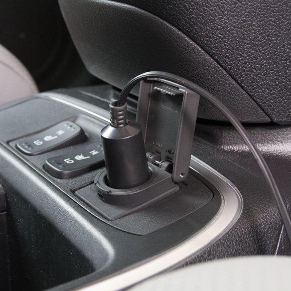 Smart Gear 12 Volt Portable Wet/Dry Auto Vacuum - Picture 10 of 11